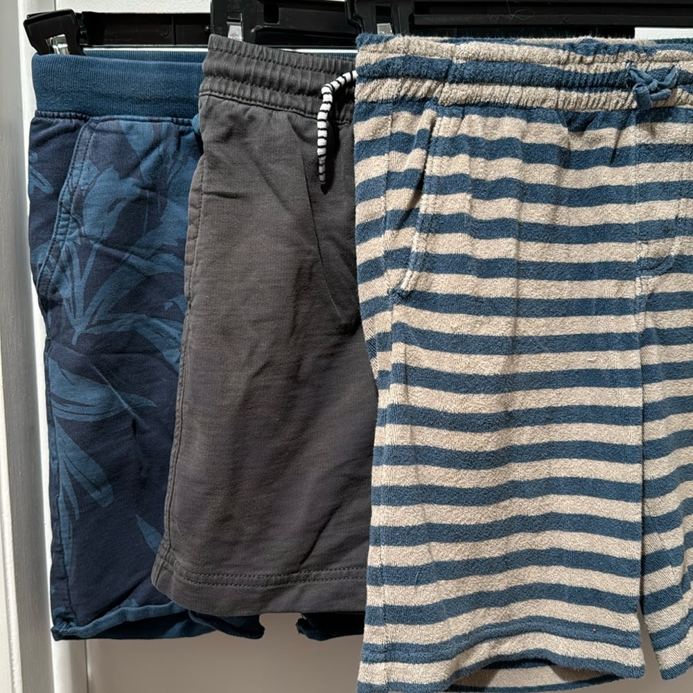 Tea Collection Shorts, Boys Size 5 & 6, Lot of 3
